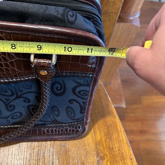 Brighton Lansky Travel Cosmetic & Toiletry Bag - Picture 16 of 16